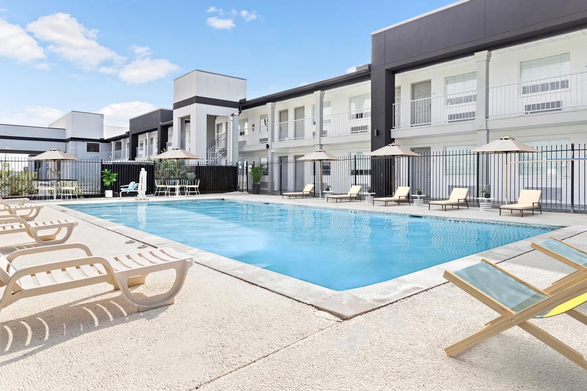 Baymont By Wyndham Hotel Beaumont